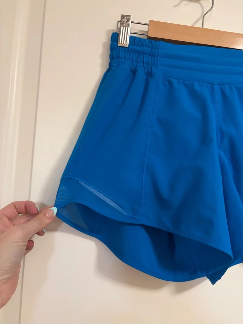🍋🏃🏽‍♀️Lululemon Hotty Hot Bright Blue Running Athletic Activewear Shorts🧘🏽‍♀️🍋